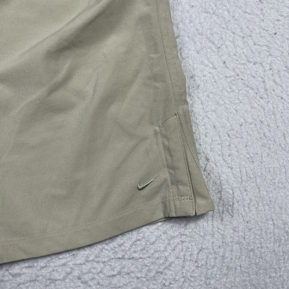 Nike Pants Womens‎ Medium (8-10) Khaki Crop Athleisure Minimalist Fitness Gym